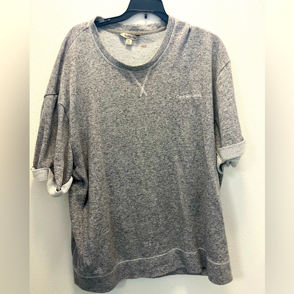 Calvin Klein Sweater Tee